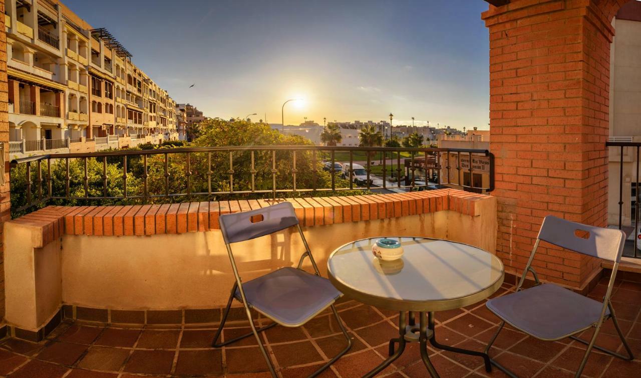 Apartamento 90 M2 En La Mejor Zona De Roquetas Roquetas de Mar Buitenkant foto